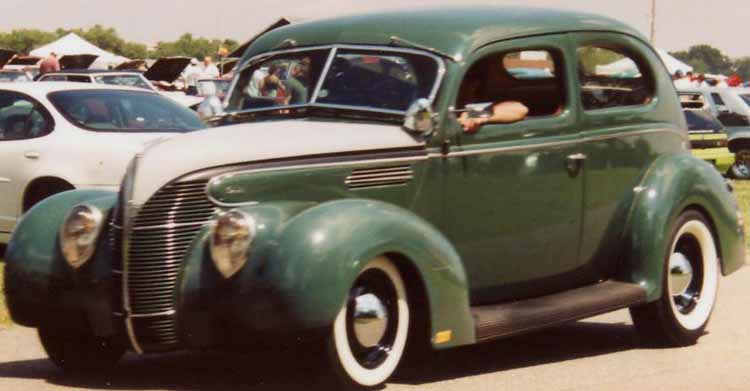 39 Ford Standard Tudor Sedan