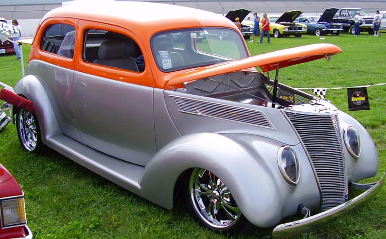 37 Ford Tudor Sedan
