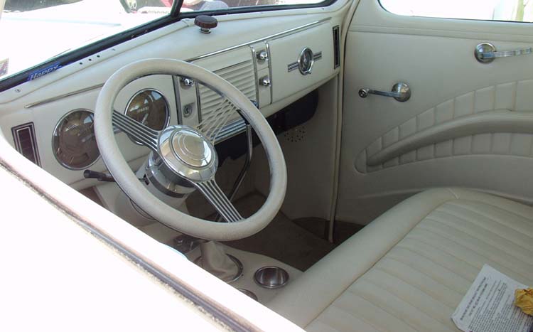 39 Ford Deluxe Tudor Sedan Custom Dash