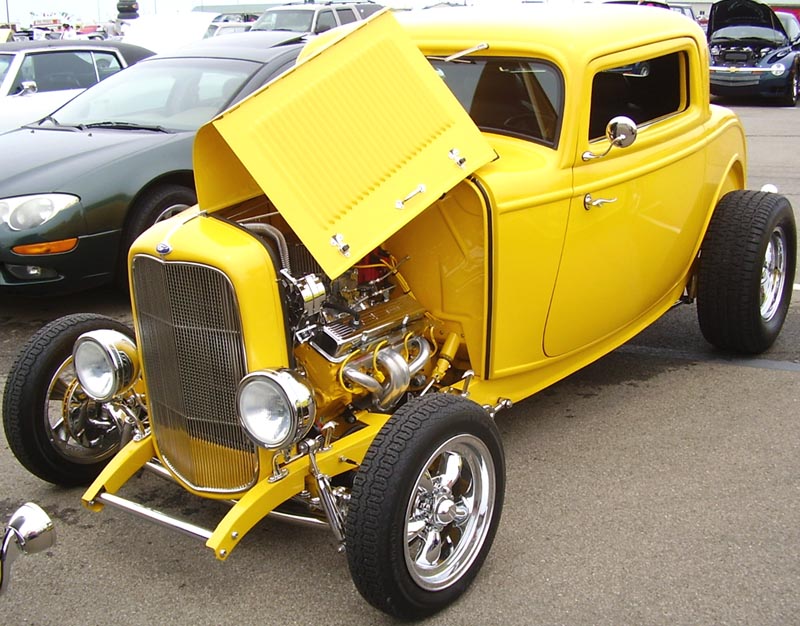 32 Ford Hiboy Chopped 3W Coupe